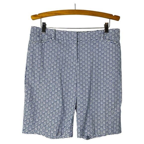 Talbots Pants - Talbots blue white floral medallion Bermuda preppy trouser shorts 8